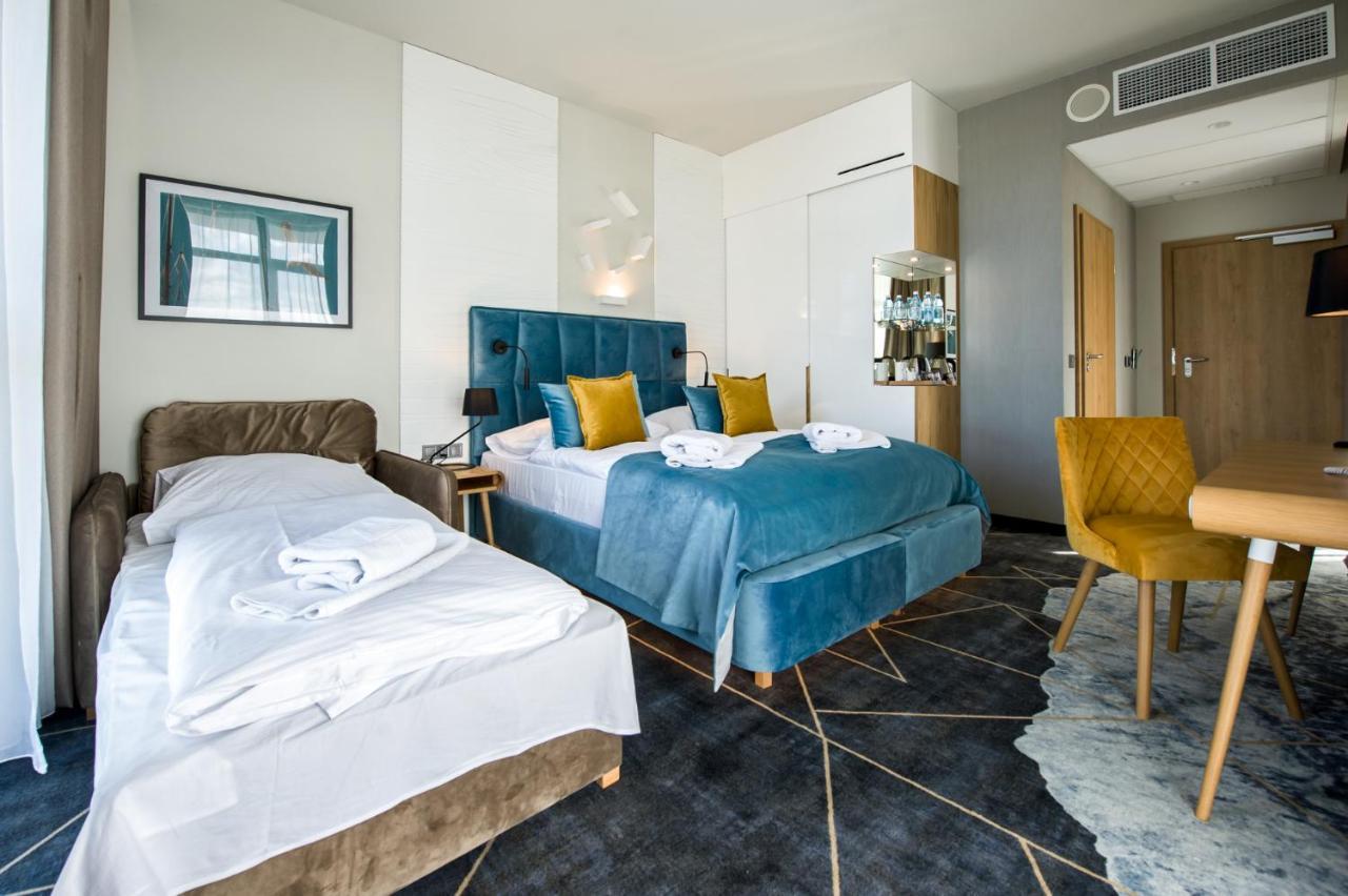 Hotel Zalewski Мжежино Екстер'єр фото