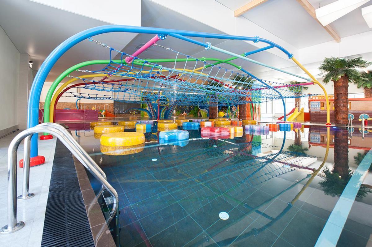 Hotel Zalewski Мжежино Екстер'єр фото